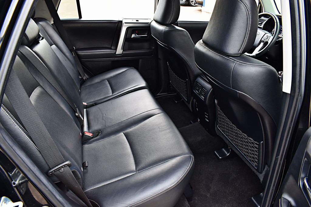2017 Toyota 4Runner Image 21