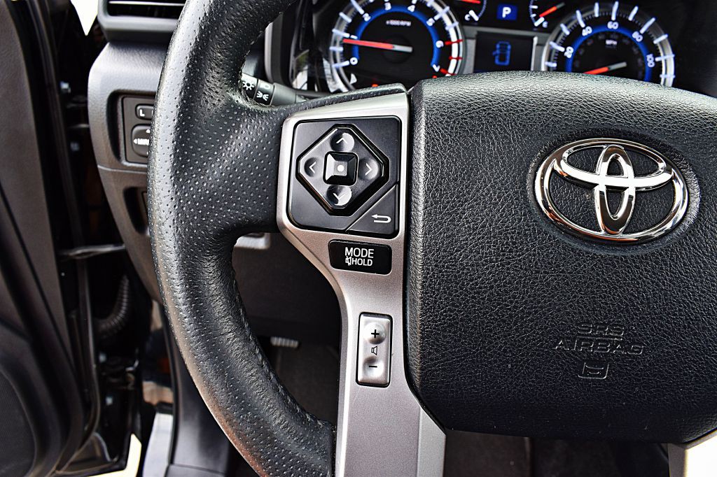 2017 Toyota 4Runner Image 37