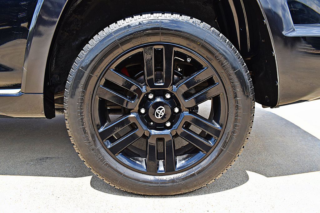 2017 Toyota 4Runner Image 47