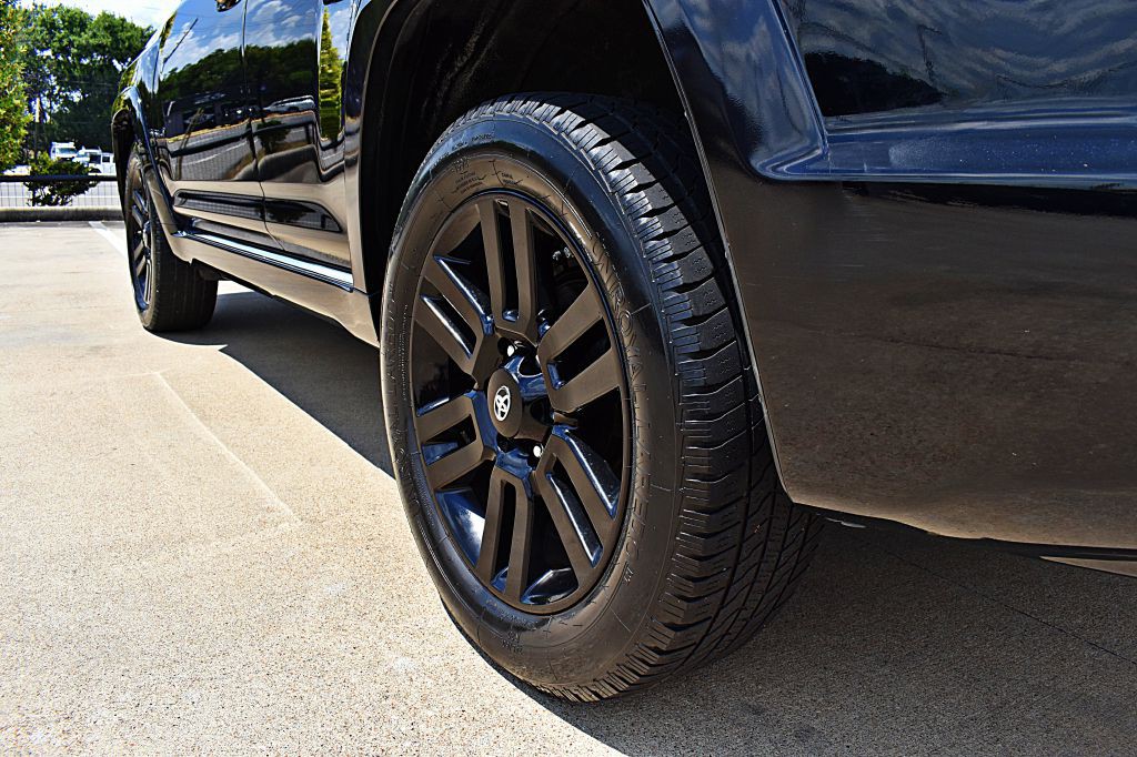 2017 Toyota 4Runner Image 48