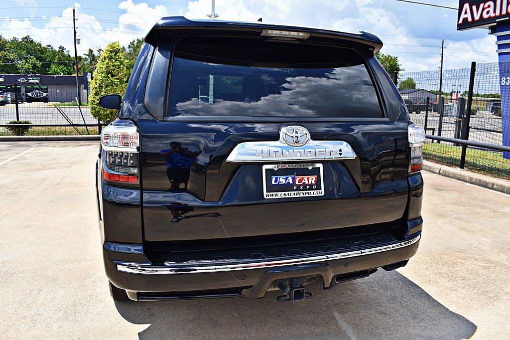 2017 Toyota 4Runner Image 50