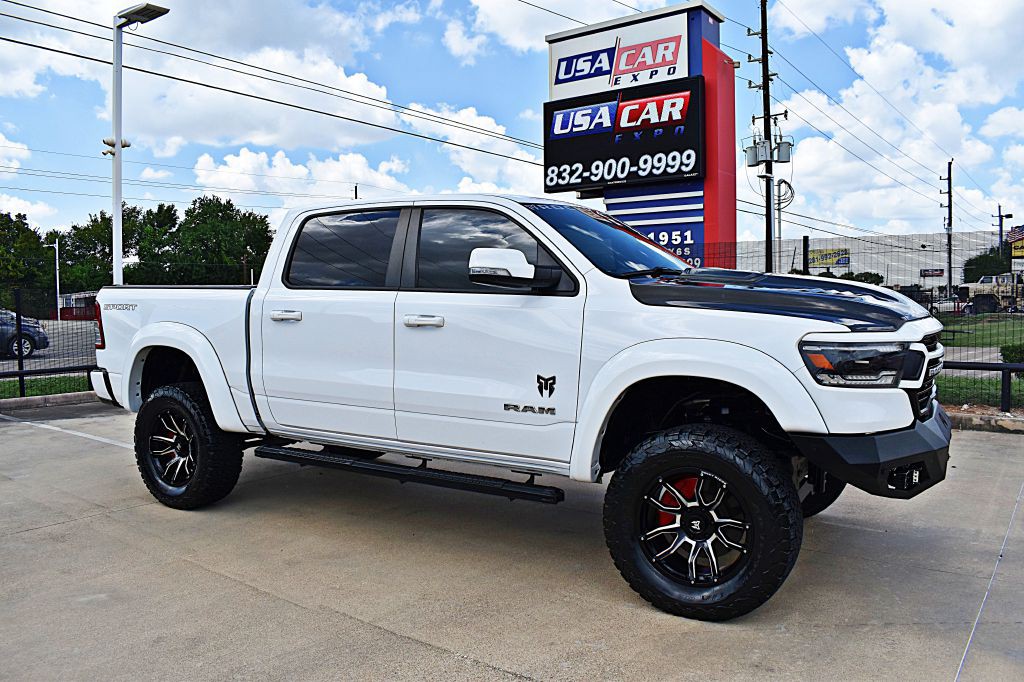 2022 RAM 1500 Image 3