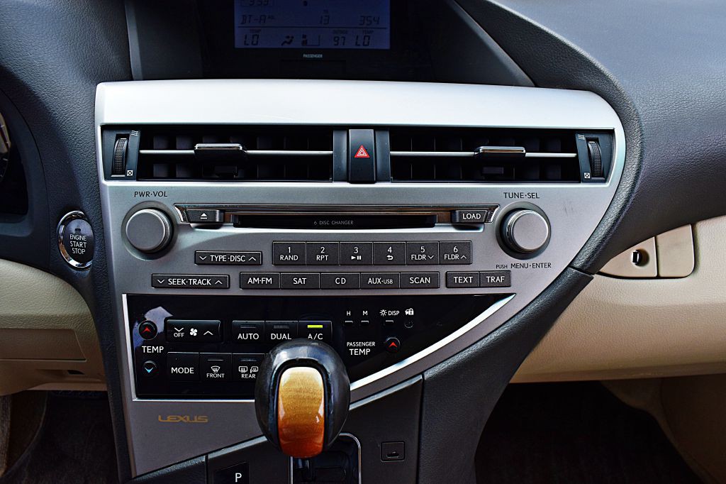 2012 Lexus RX Image 29