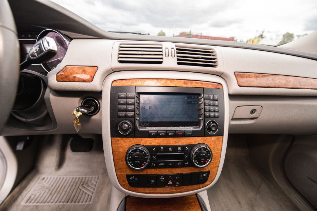 2007 Mercedes-Benz R-Class Image 54