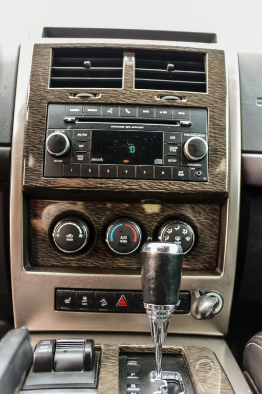 2012 Jeep Liberty Image 13