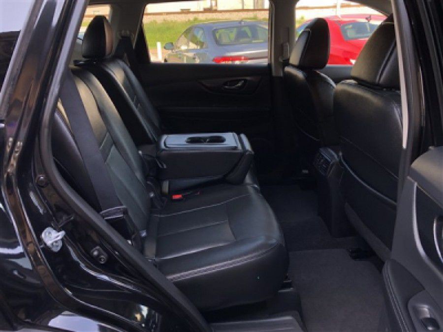 2016 Nissan Rogue Image 10