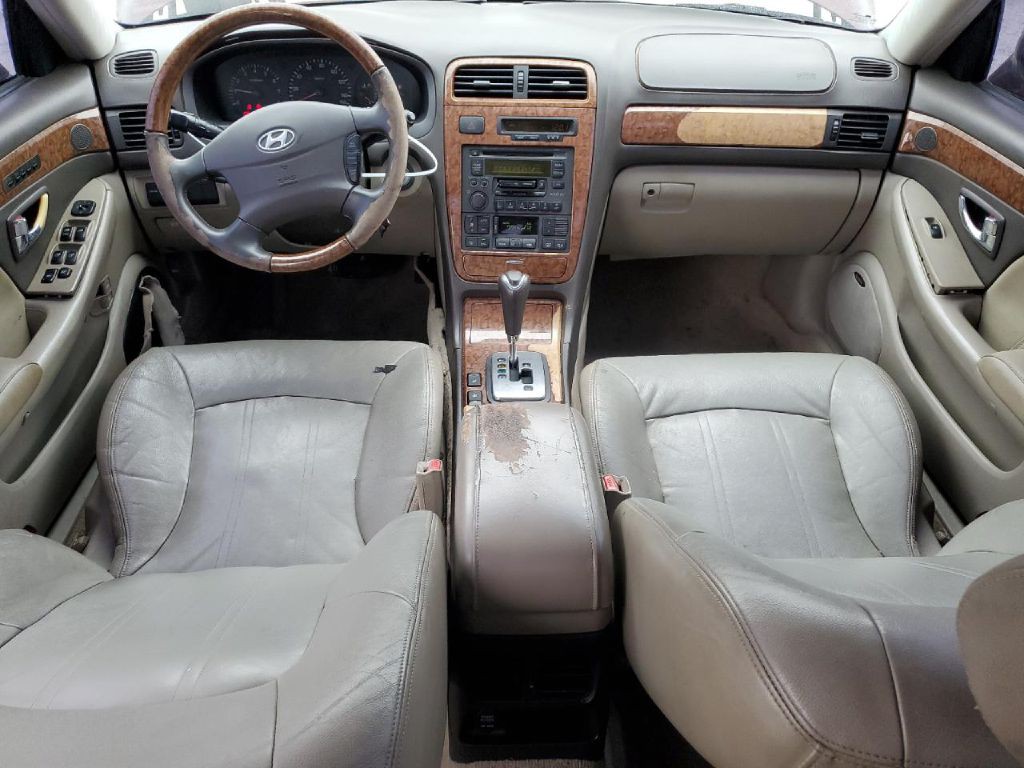 2005 Hyundai XG Image 9