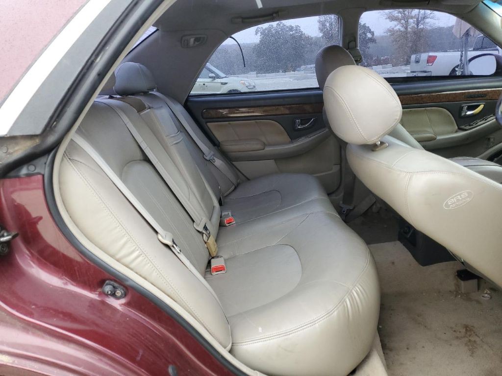 2005 Hyundai XG Image 10