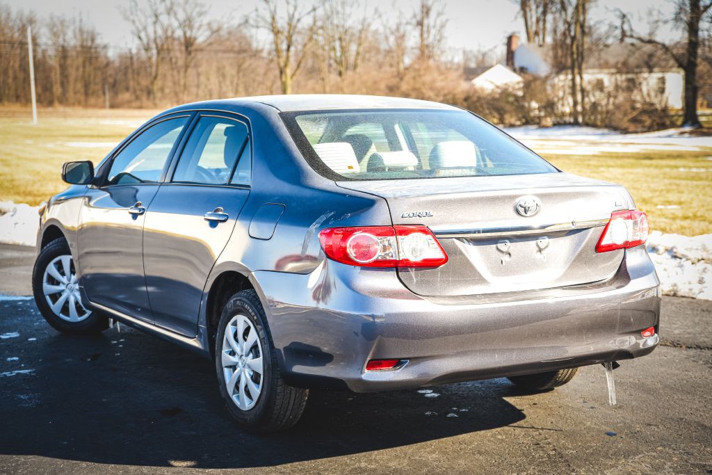 2011 Toyota Corolla Image 3