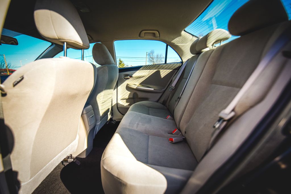 2011 Toyota Corolla Image 8