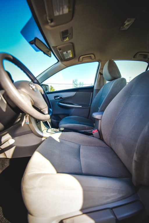 2011 Toyota Corolla Image 19