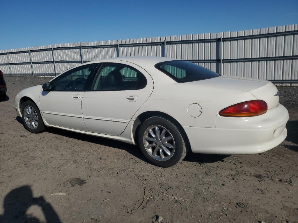 2003 Chrysler Concorde Image 2