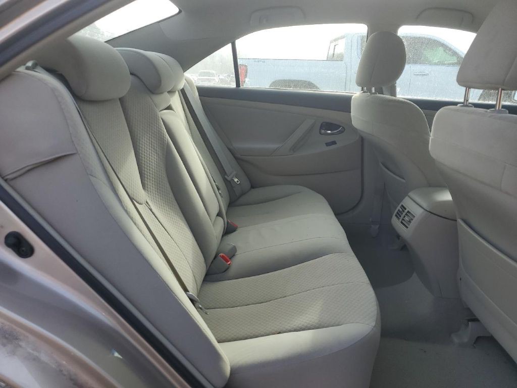2007 Toyota Camry Image 8