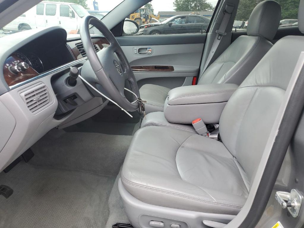 2007 Buick Lacrosse Image 5