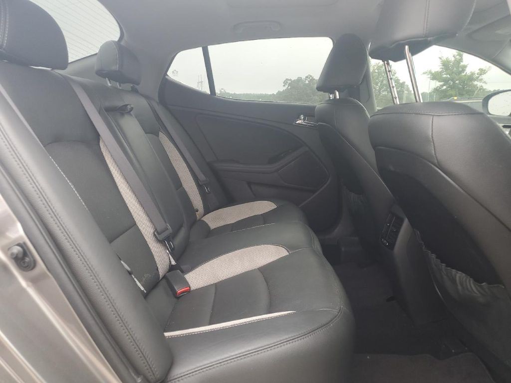 2012 Kia Optima Image 7