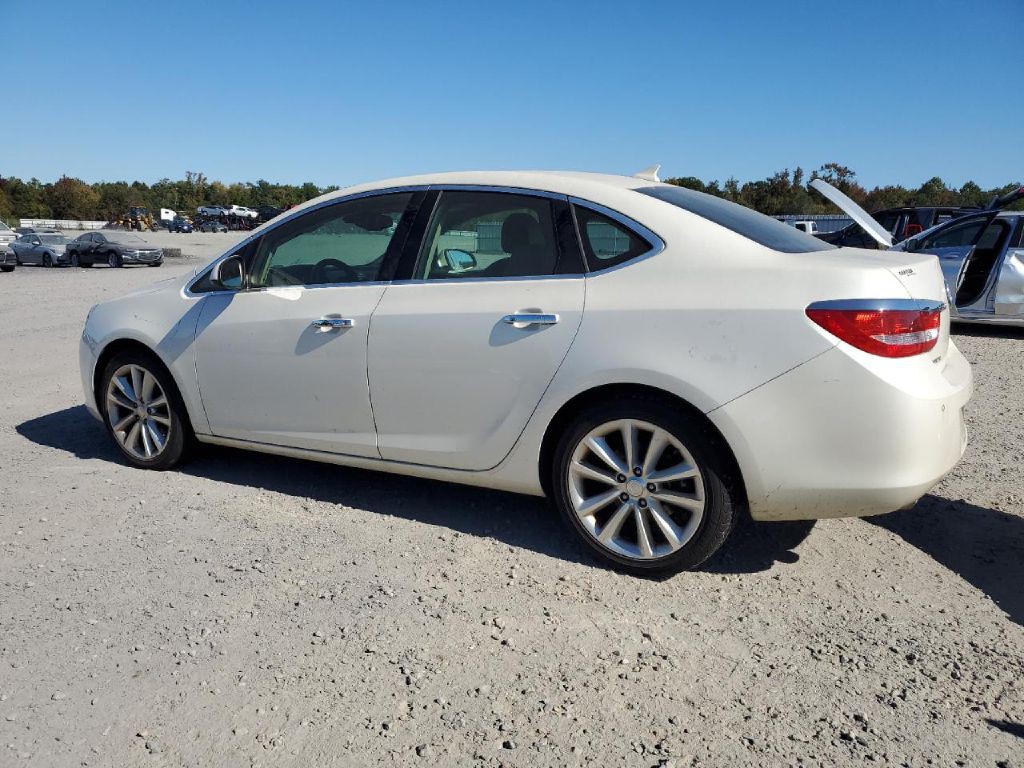 2013 Buick Verano Image 4