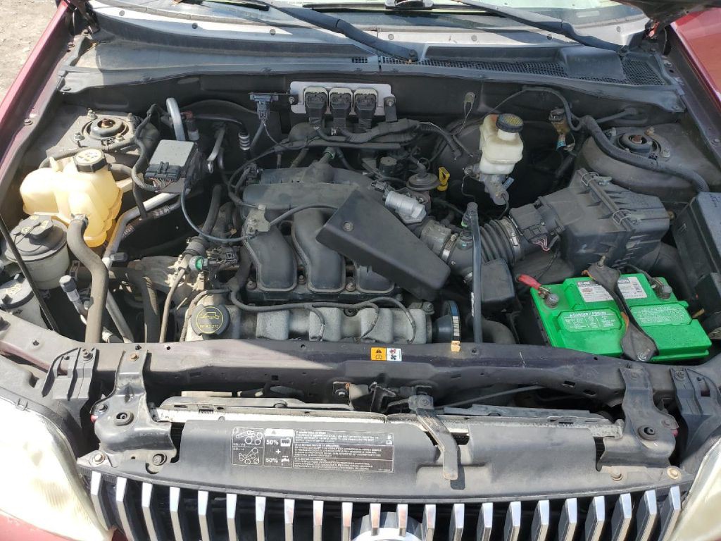 2005 Mercury Mariner Image 12