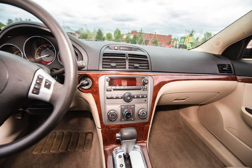 2008 Saturn Aura Image 11