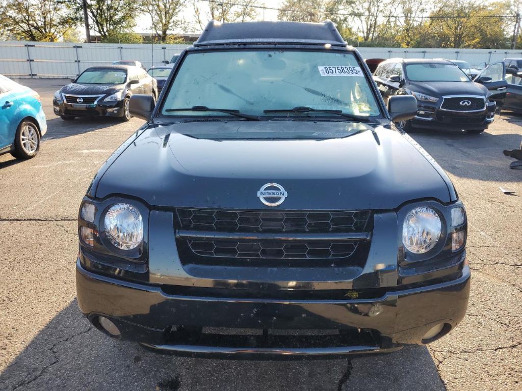 2004 Nissan Xterra Image 2