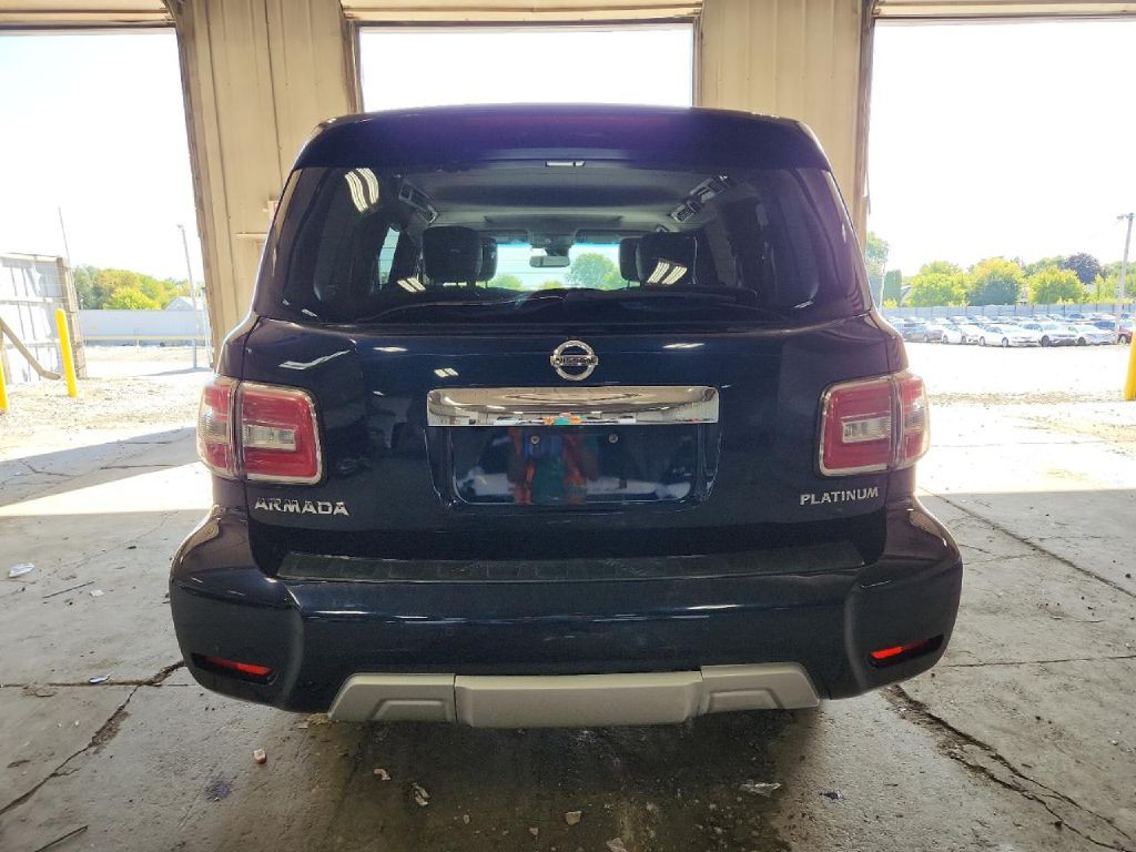 2017 Nissan Armada Image 4