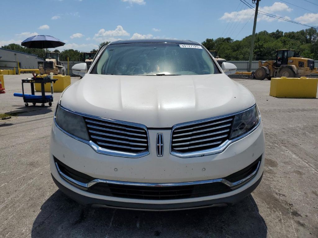 2017 Lincoln MKX Image 2