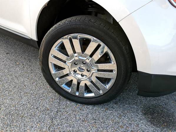 2010 Ford Edge Image 9