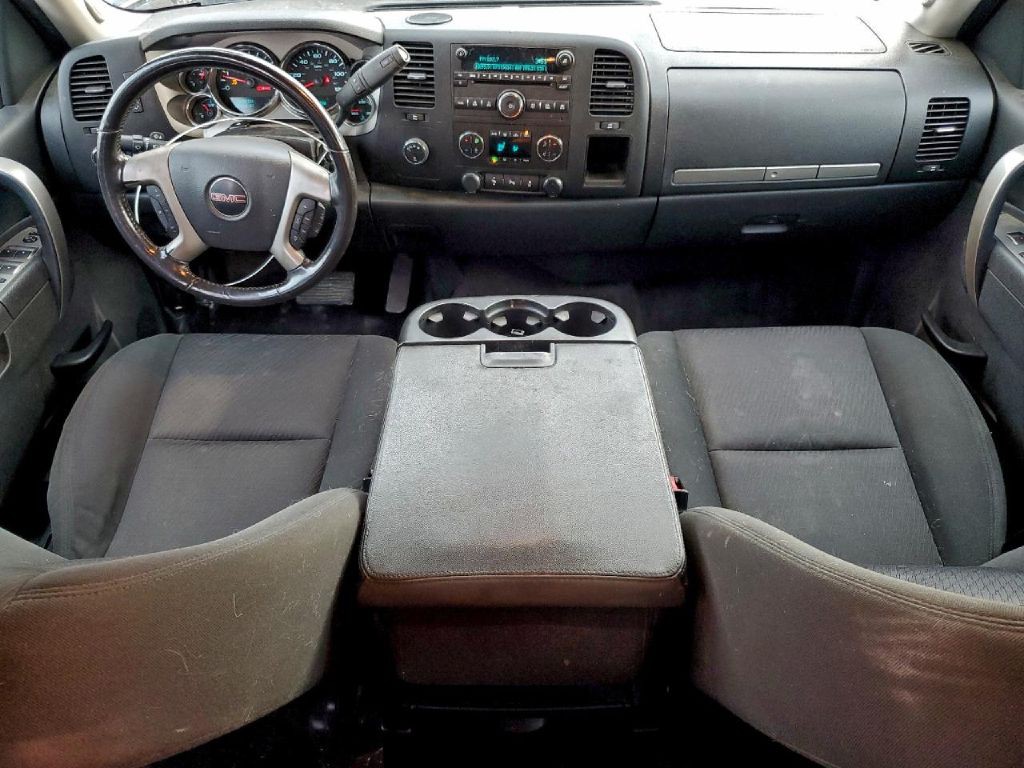 2013 GMC Sierra Image 8