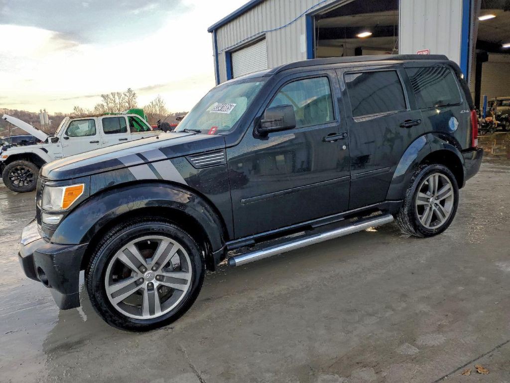 2011 Dodge Nitro Image 1