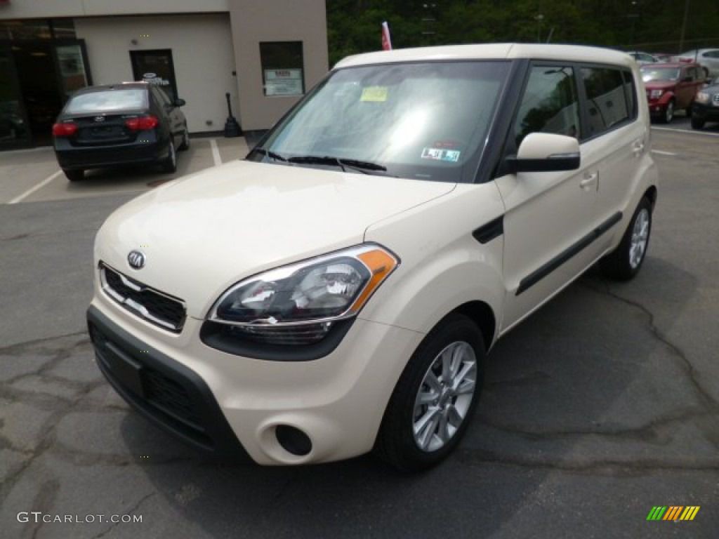 2013 Kia Soul Image 1