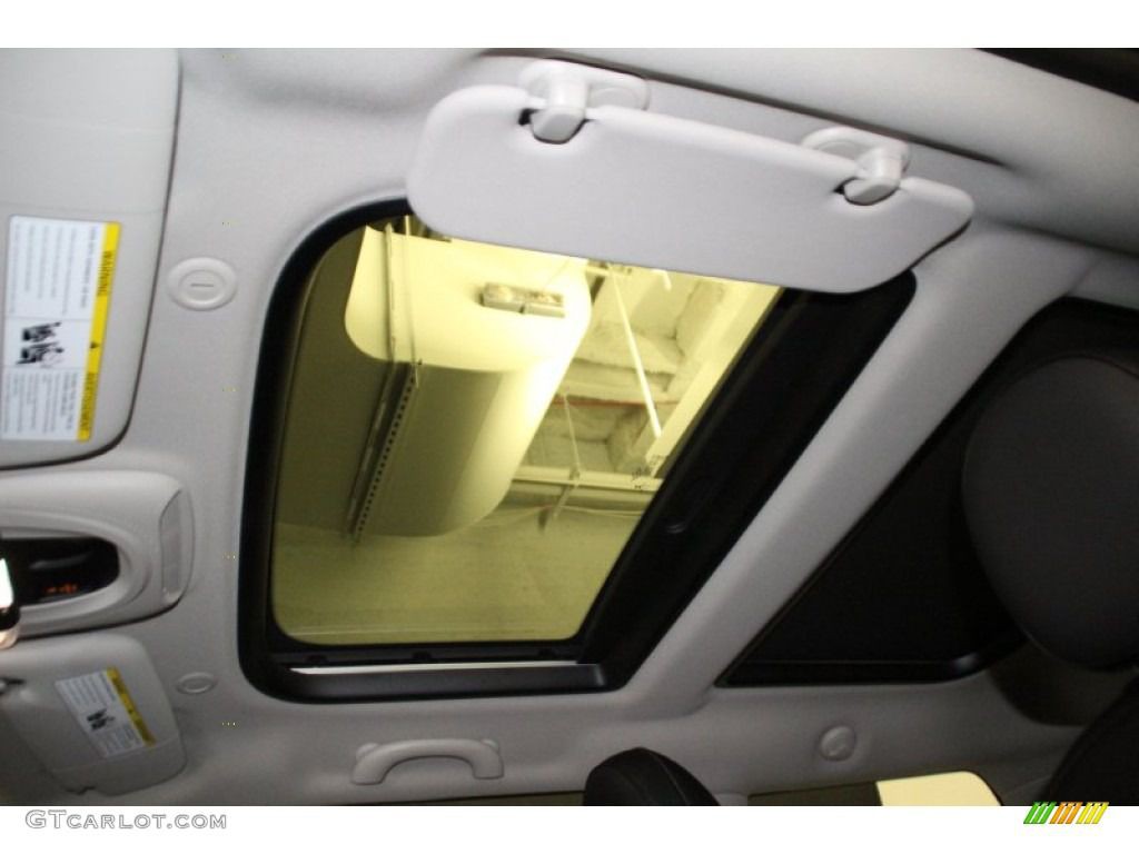 2014 MINI Cooper Image 8