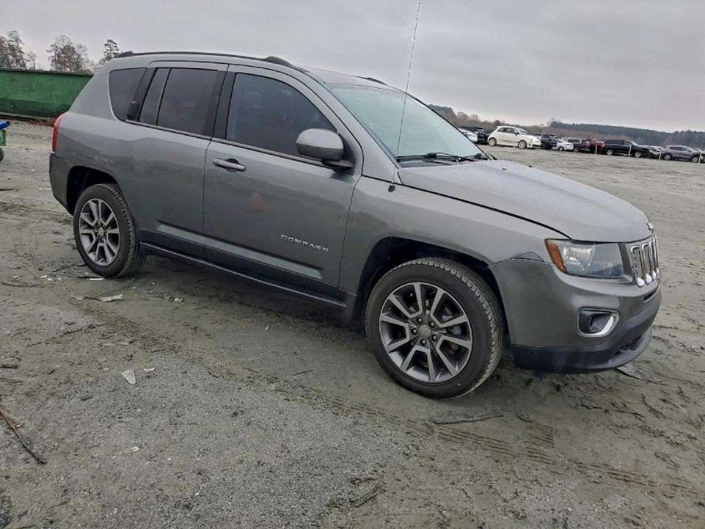 2014 Jeep Compass Image 3