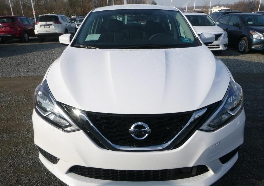 2019 Nissan Sentra Image 2