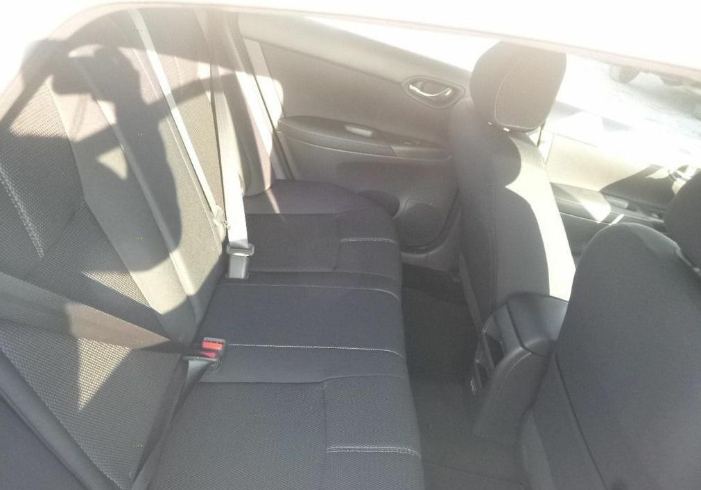 2019 Nissan Sentra Image 9