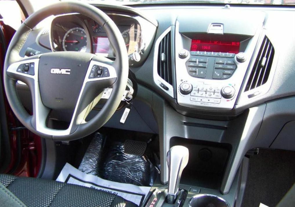 2010 GMC Terrain Image 6