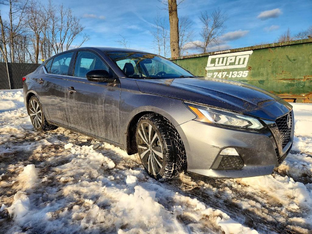 2022 Nissan Altima Image 3