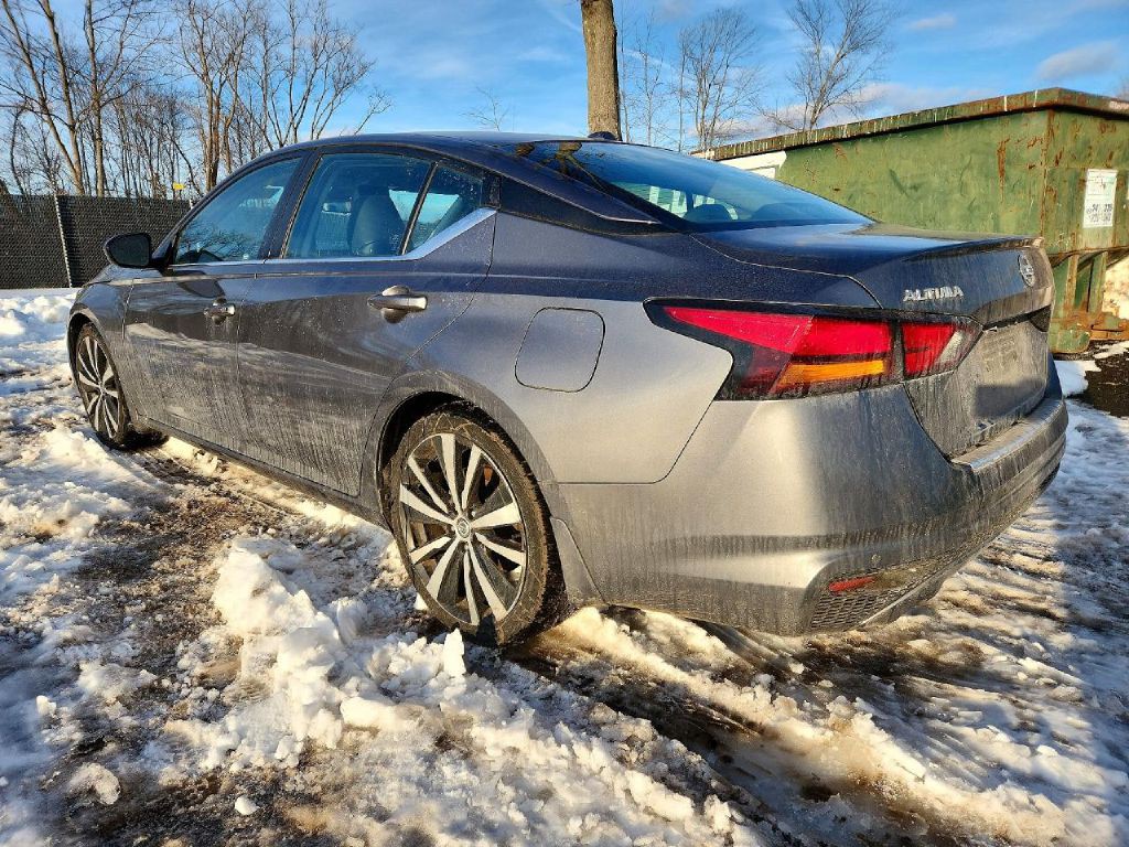 2022 Nissan Altima Image 4