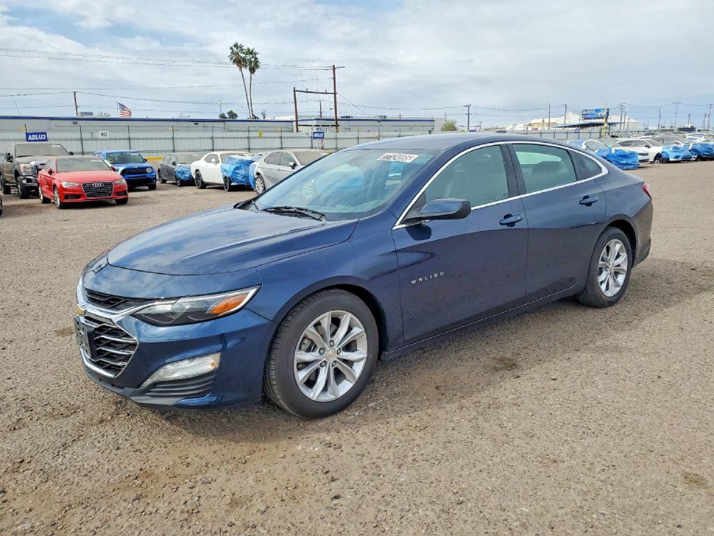 2022 Chevrolet Malibu Image 1