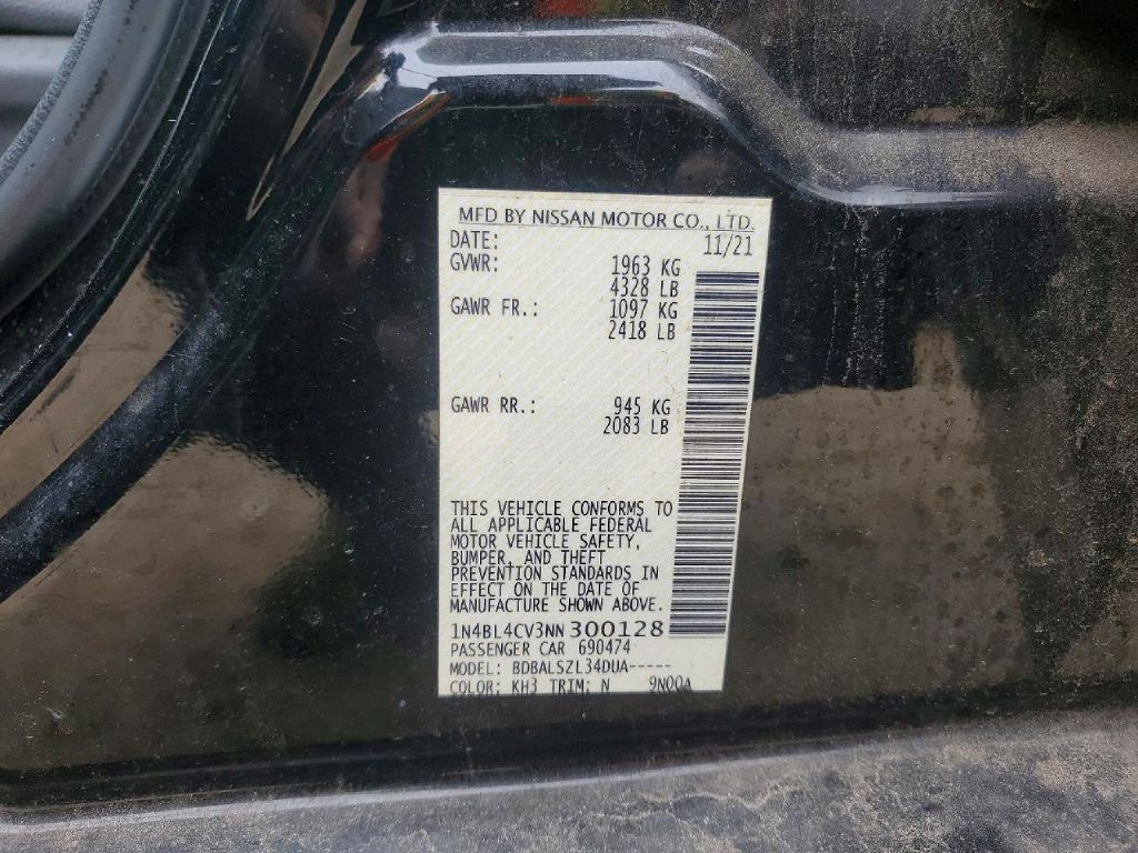 2022 Nissan Altima Image 10