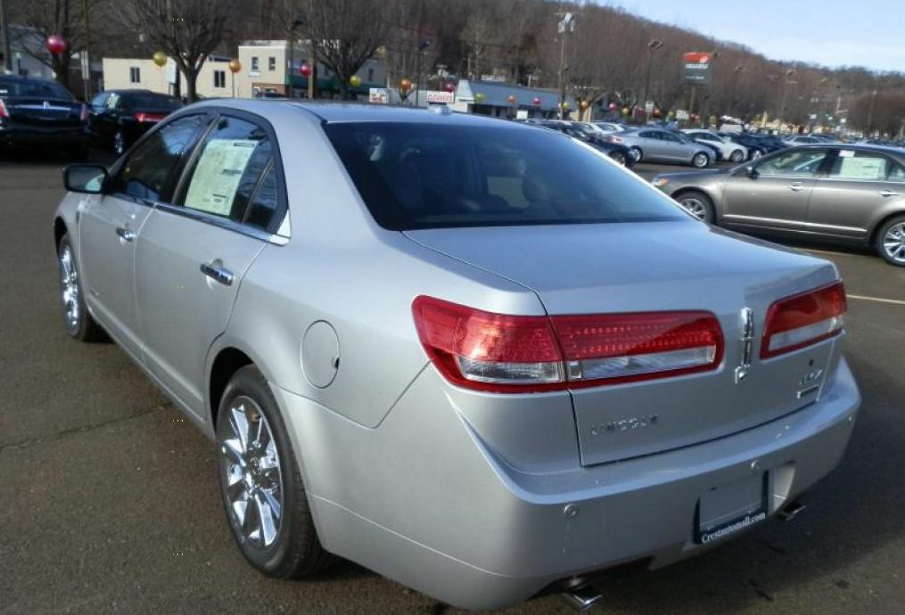 2012 Lincoln MKZ Image 4