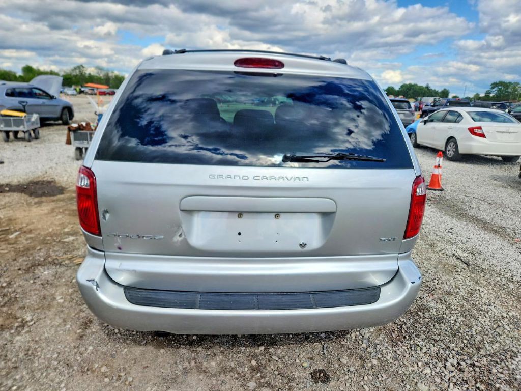 2006 Dodge Grand Caravan Image 3