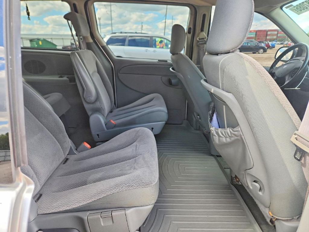 2006 Dodge Grand Caravan Image 7