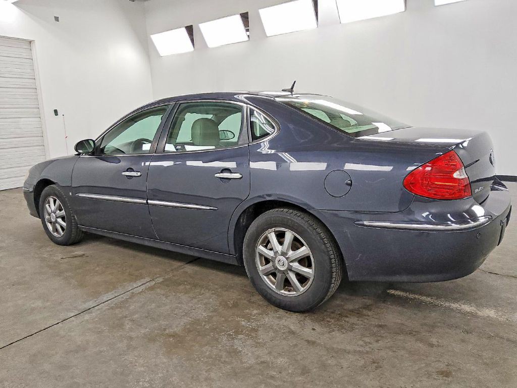 2008 Buick Lacrosse Image 4
