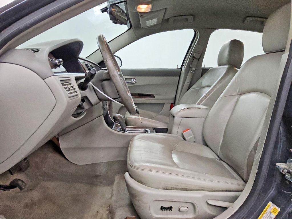 2008 Buick Lacrosse Image 8