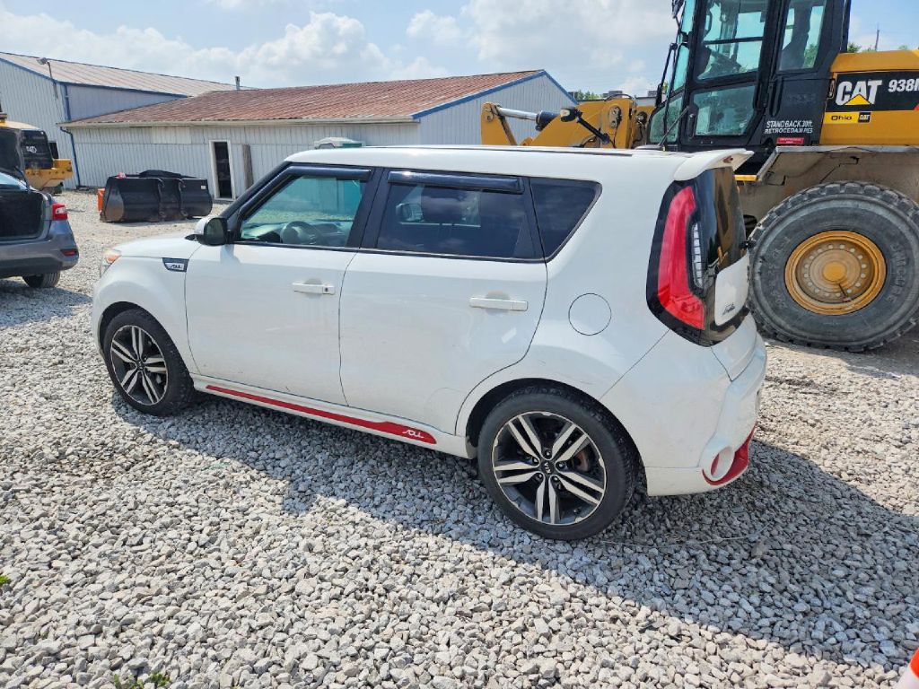 2014 Kia Soul Image 2