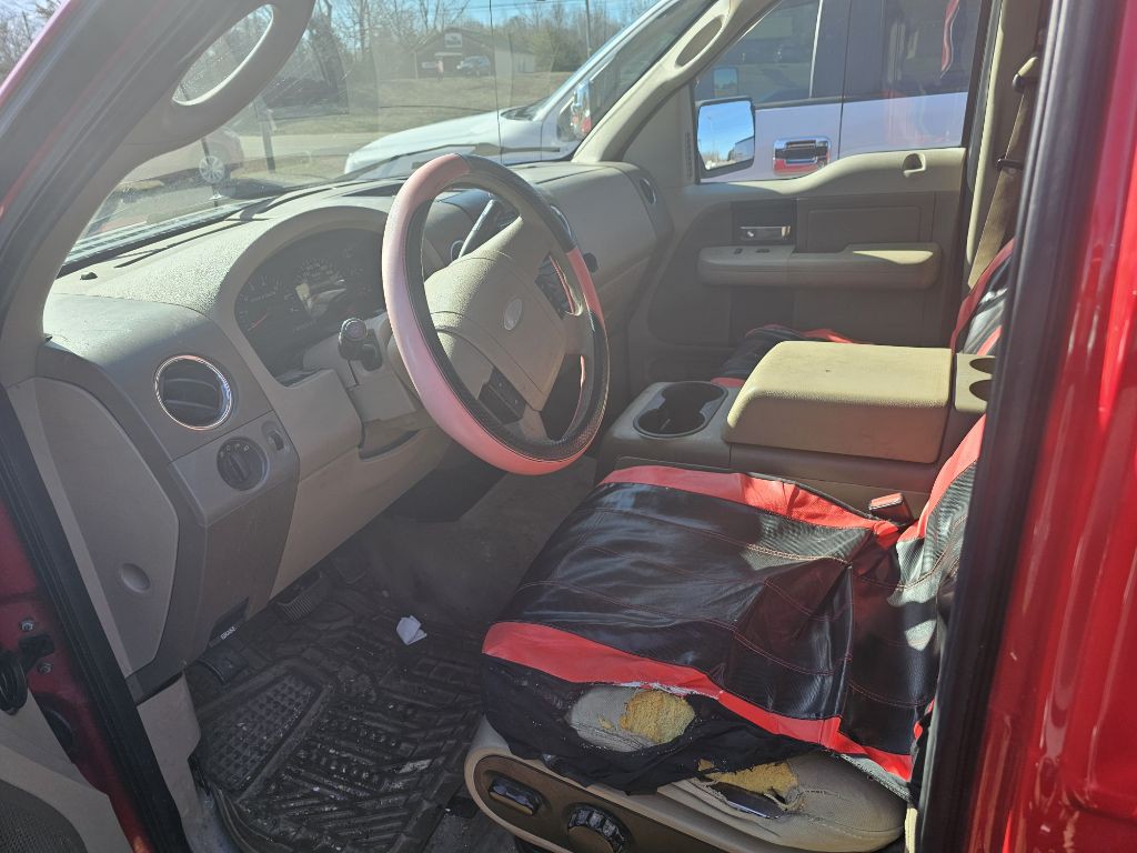 2005 Ford F-150 Image 12
