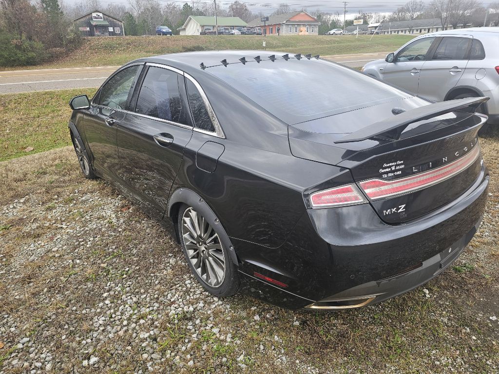 2013 Lincoln MKZ Image 2