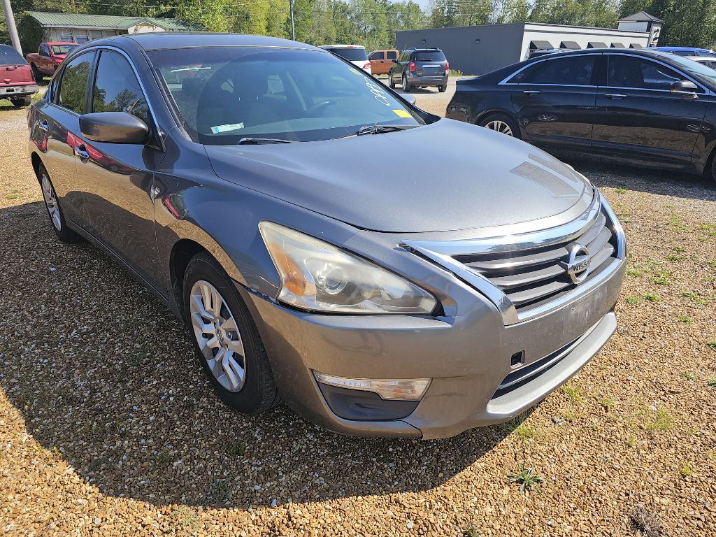 2014 Nissan Altima Image 1