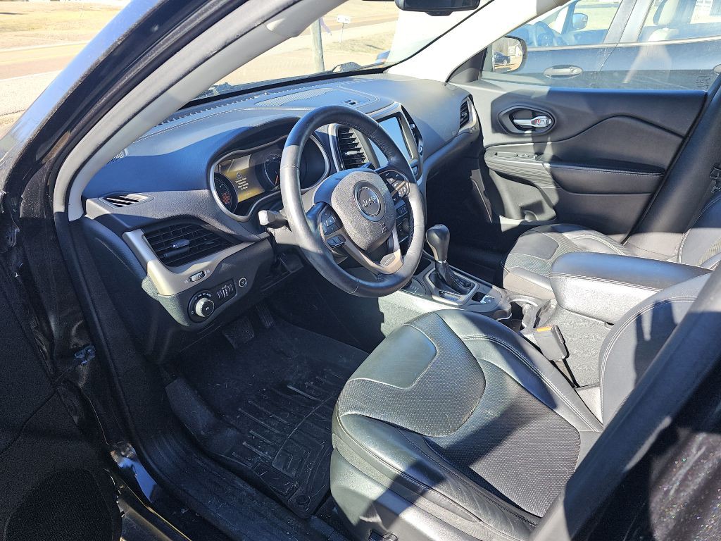 2015 Jeep Cherokee Image 3