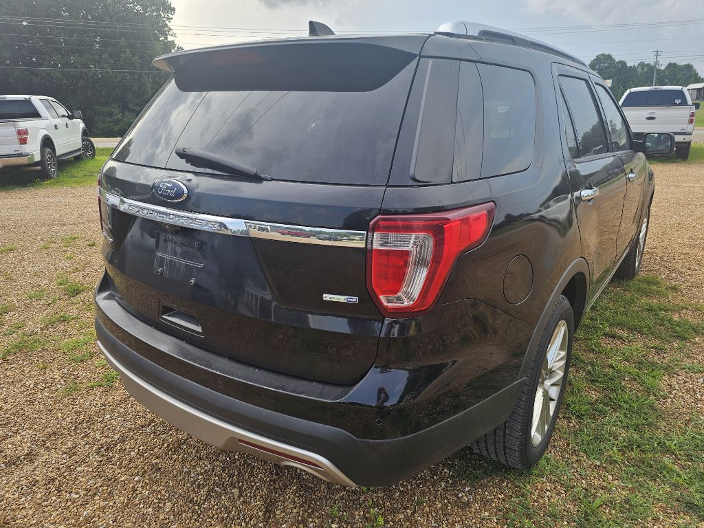 2016 Ford Explorer Image 4