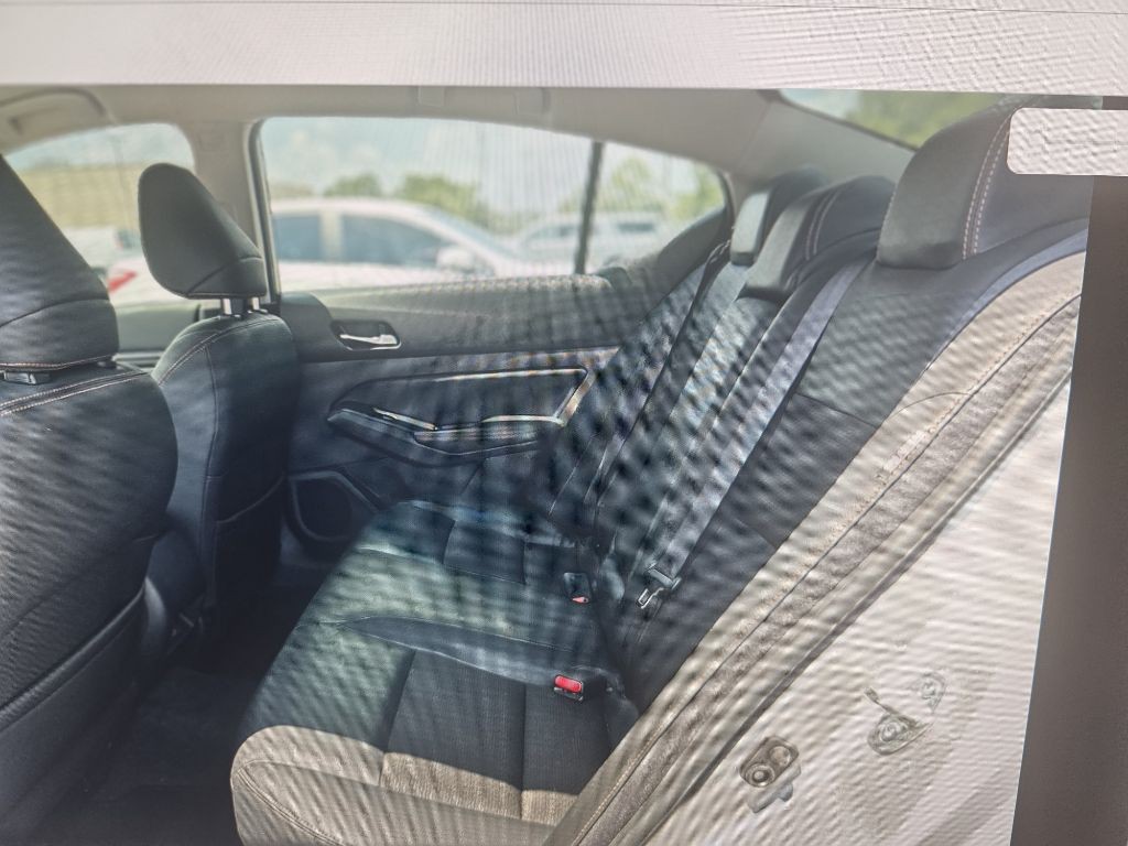 2020 Nissan Altima Image 6